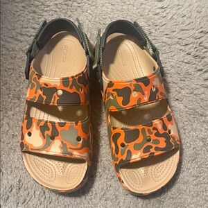 Crocs Orange and Green Camouflage Sandals Sz m8 w10
